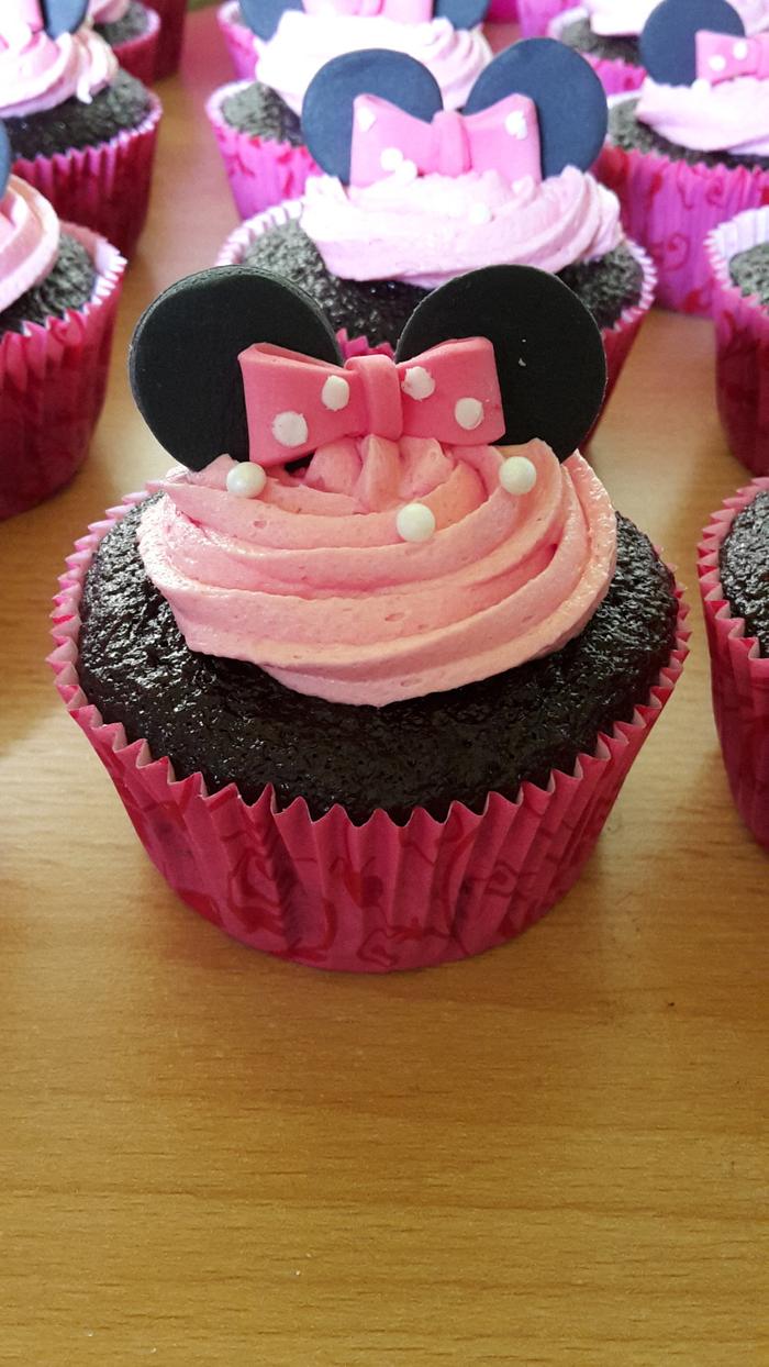 Minnie mouse cupcakes 