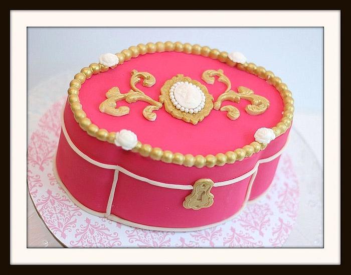 Simple Jewelry Box Cake