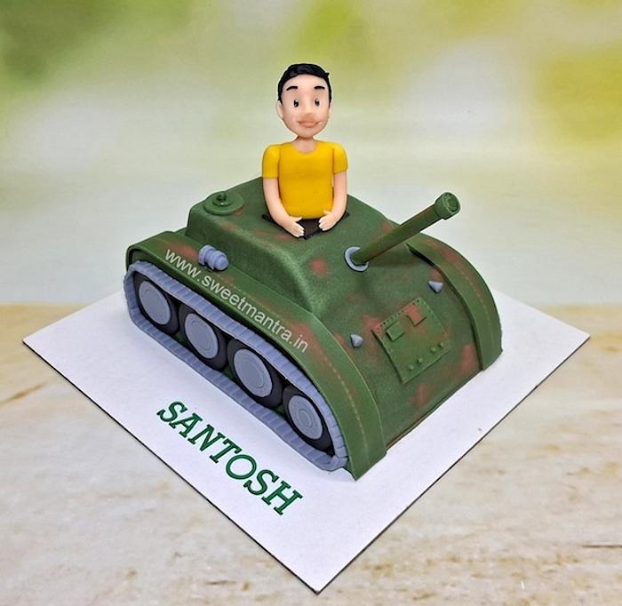 Army tank cake for defence supplier