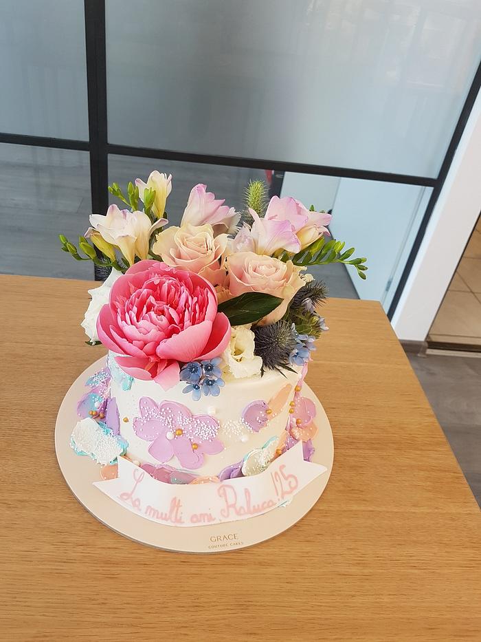 elegant cake for lady's  :-D