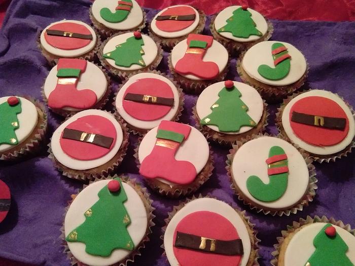 Christmas Cupcakes 