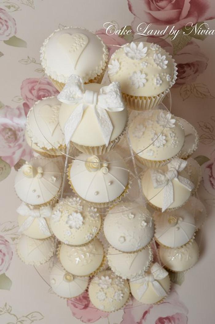 White and ivory wedding cupcakes