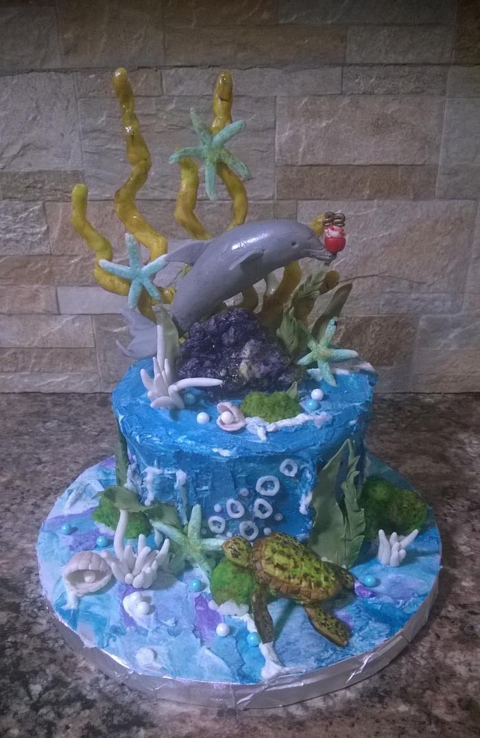 Underwater dolphin cake