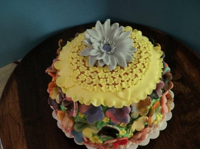 Wildflowers & Doily effect cake