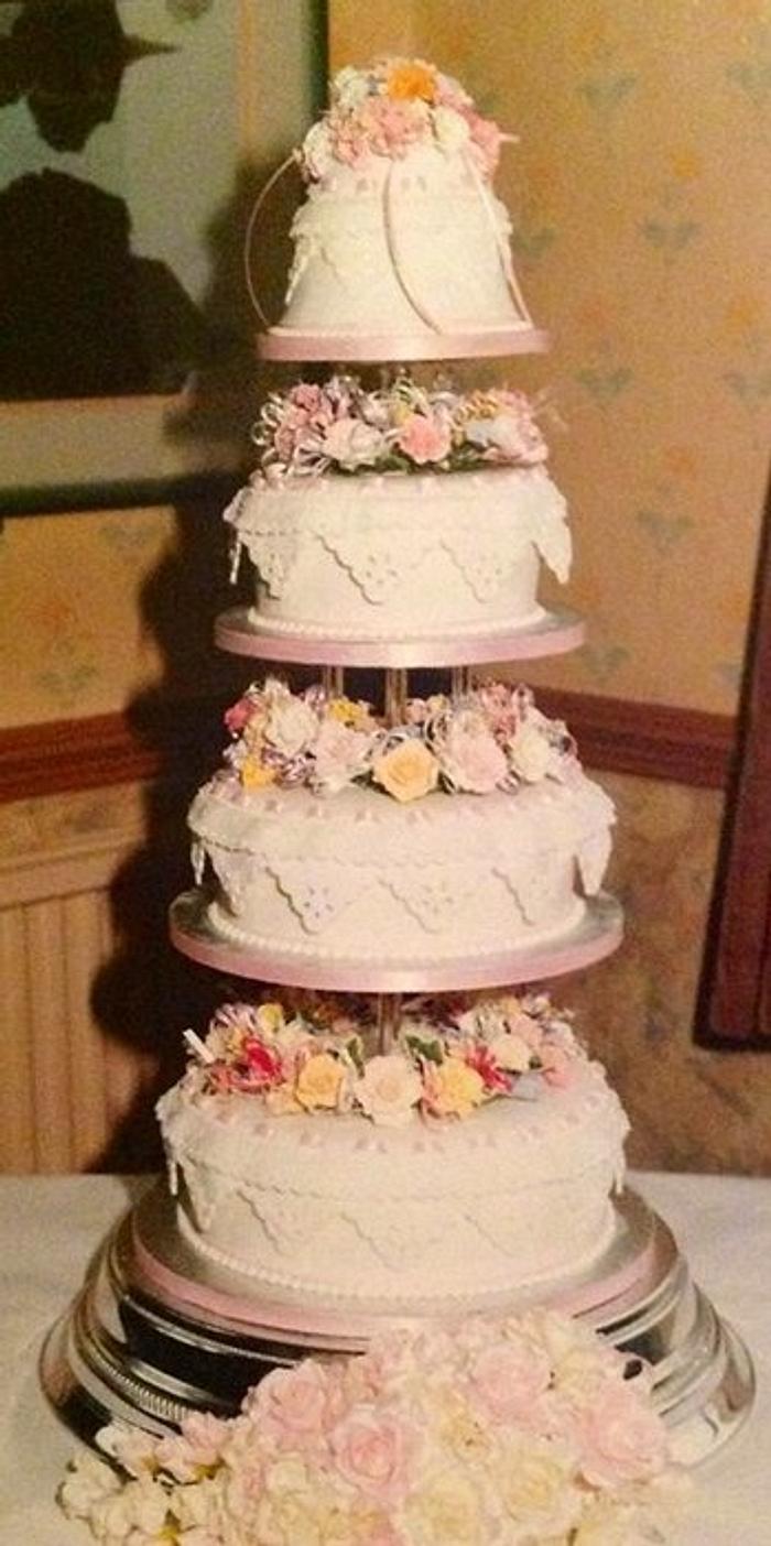 Bell wedding cake 