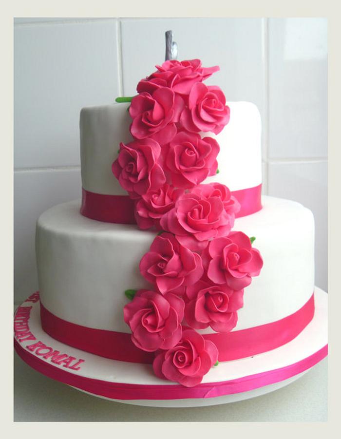 Pink roses 21st cake