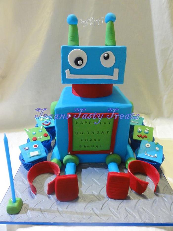 Vir Robot Boy Theme Cake – Creme Castle