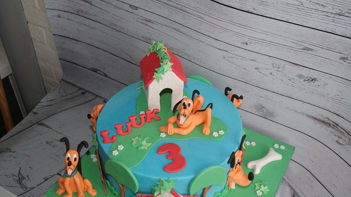Pluto Disney cake