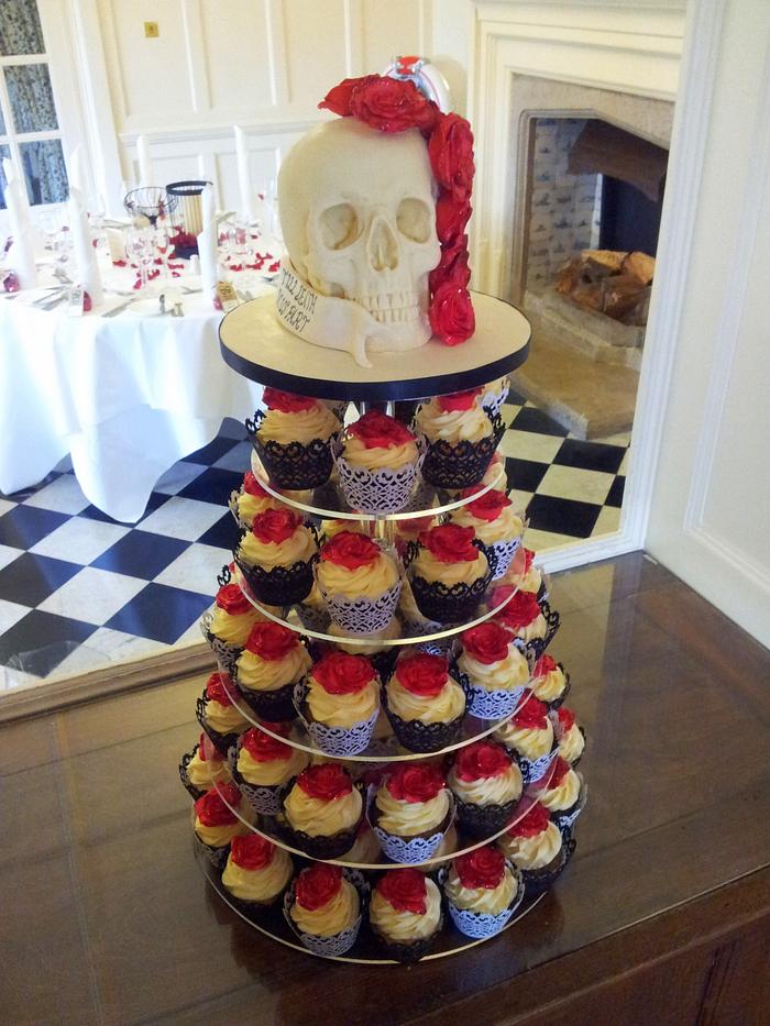 Chocolate Skull & Red Roses