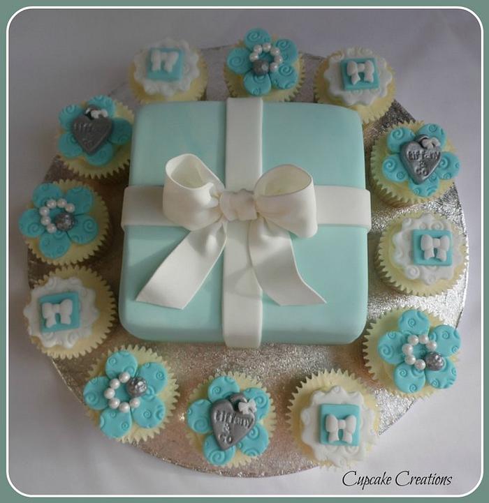 Tiffany Style box Cake & cupcakes