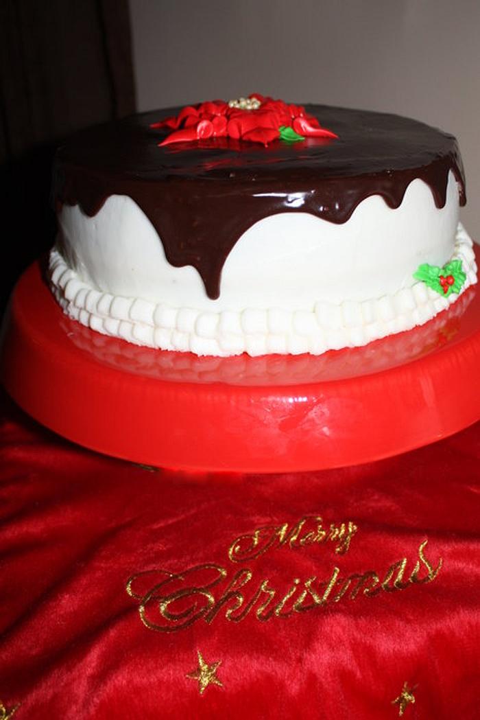 Christmas Poinsetta Cake