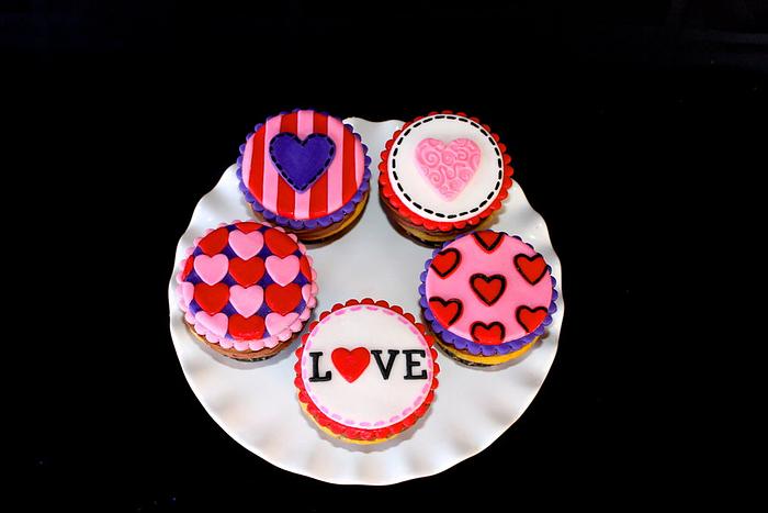 Heart Cupcakes 