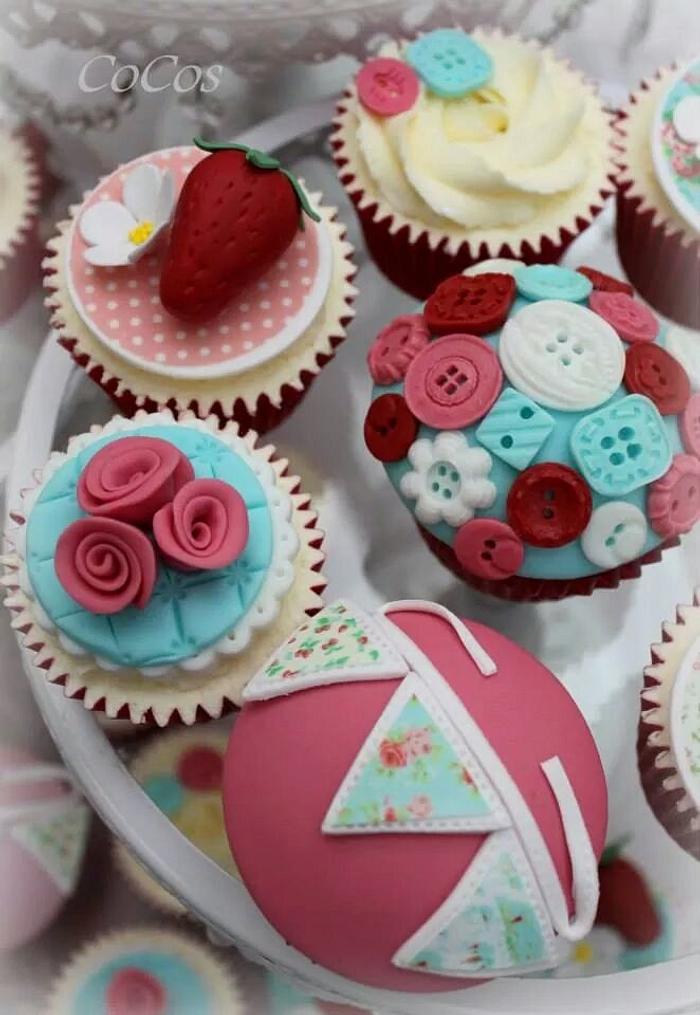 shabby chic button cupcakes 