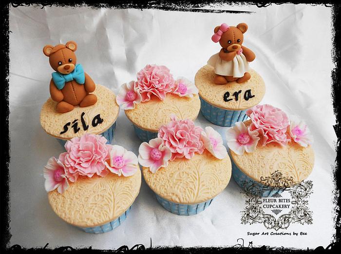 Bear Wedding & Escort Cupcakes
