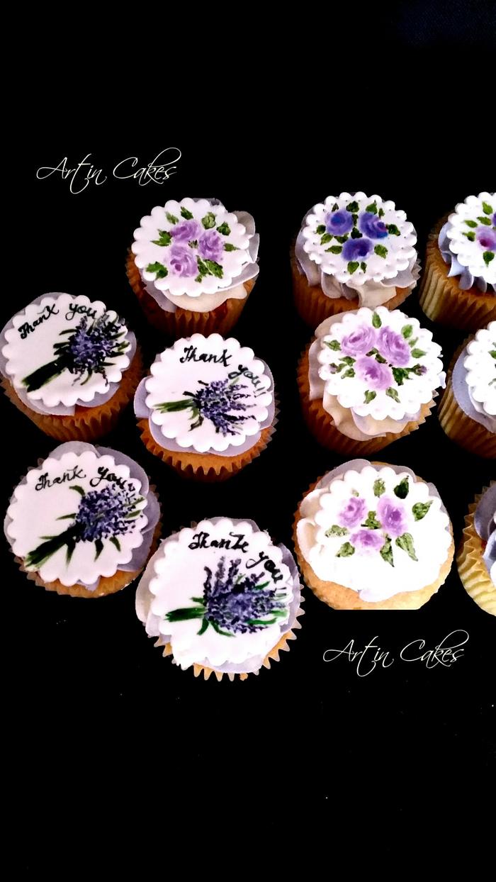 Summer blossoms cup cakes 