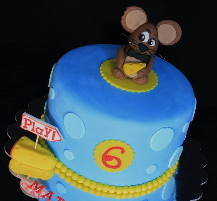 Spy Mouse Cake