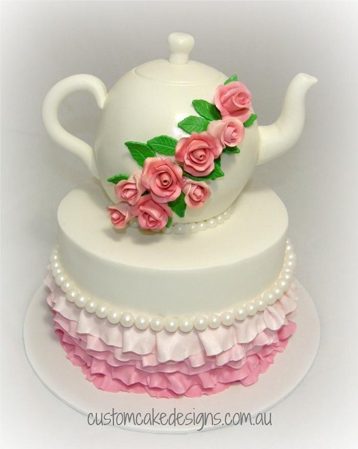 Kitchen Tea Teapot Cake