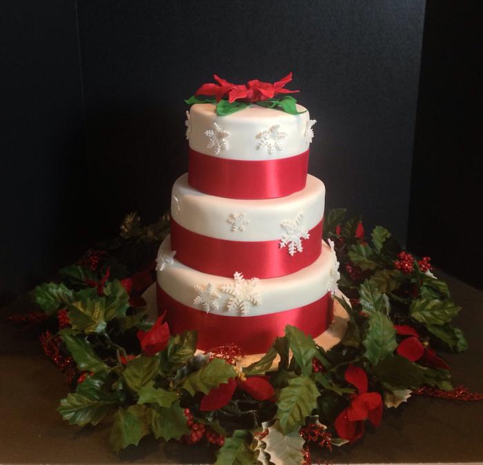 Winter poinsettia wedding cake