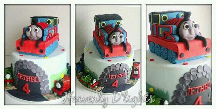 Thomas the tank Engine Cake