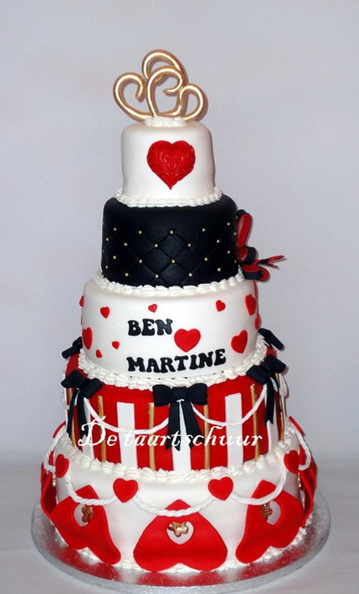 Wedding cake black/ red