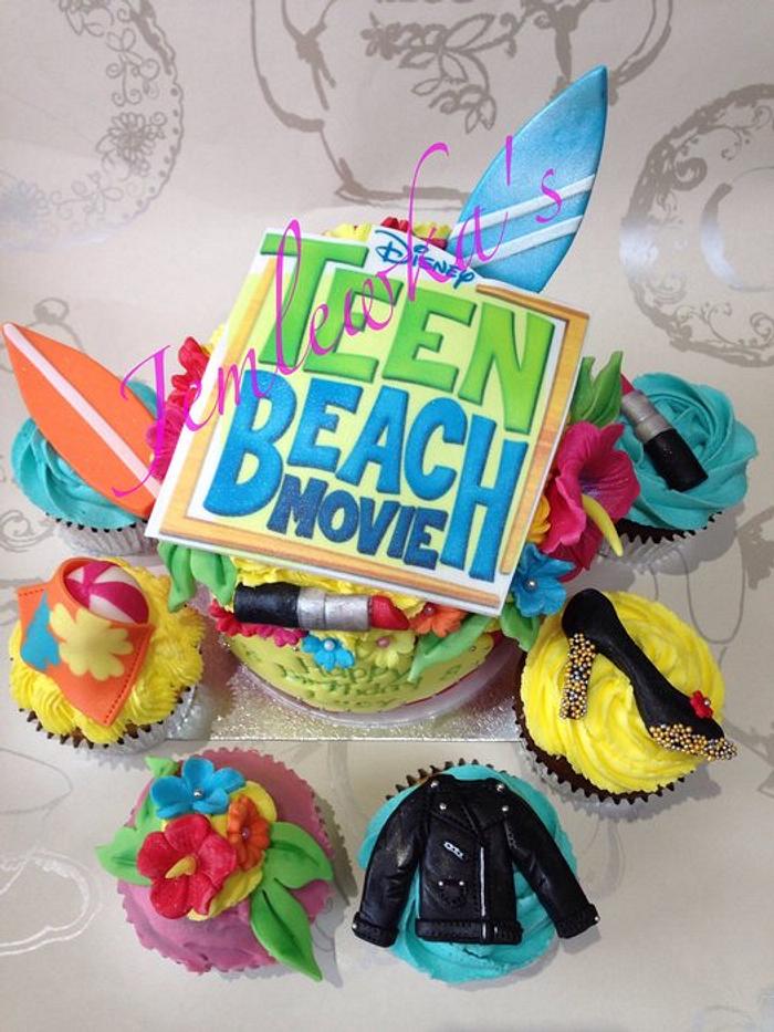 Teen beach movie cupcakes