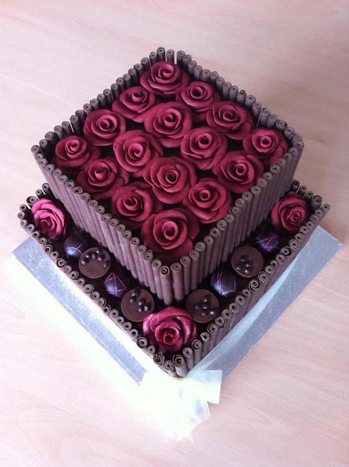 Buy/Send Chocolate Rose Designer Cake- Half Kg Online- FNP