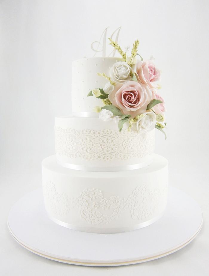 cake - Fabulous Frocks Bridal