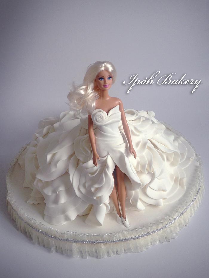 White Doll Cake - Cakenest