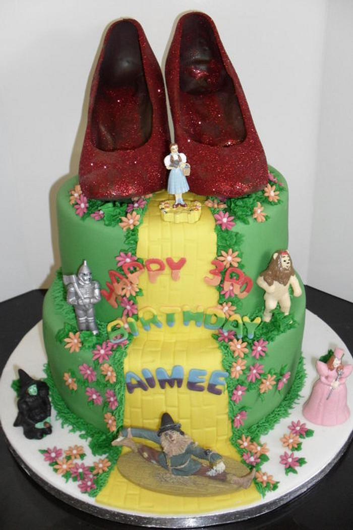 Wizard of Oz themed cake