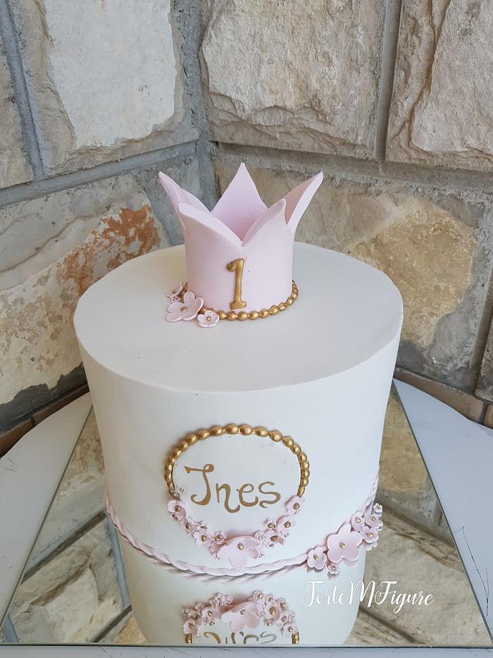 Little princess fondant cake