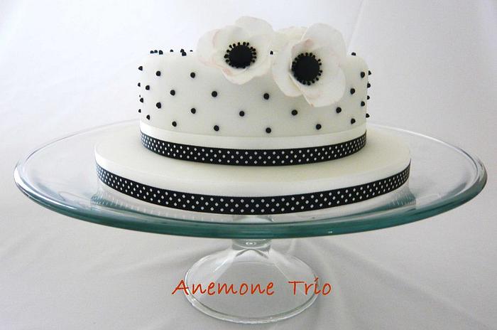 Anemone trio birthday cake