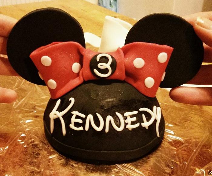 Minnie Mouse Hat cake topper
