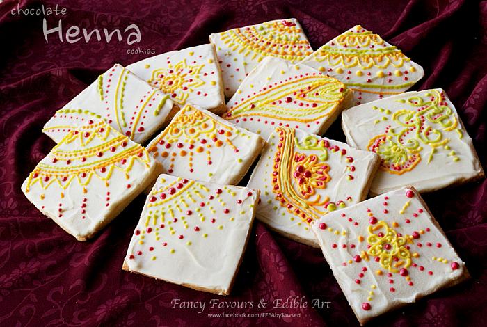 Piped chocolate henna cookies