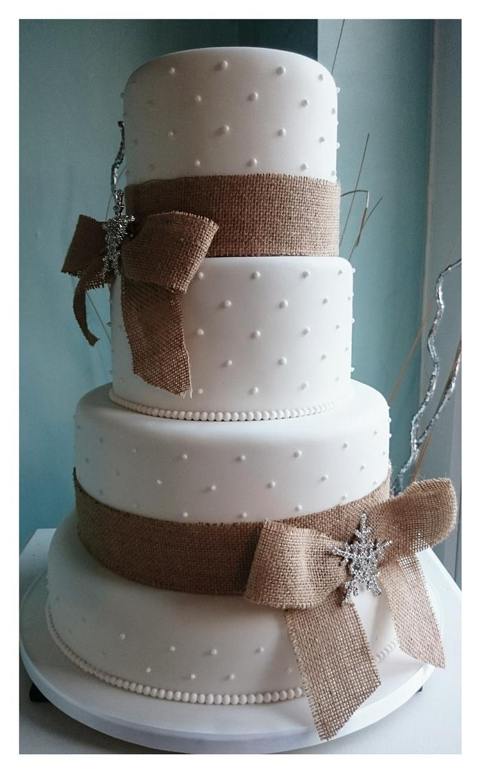 christmas wedding cake 