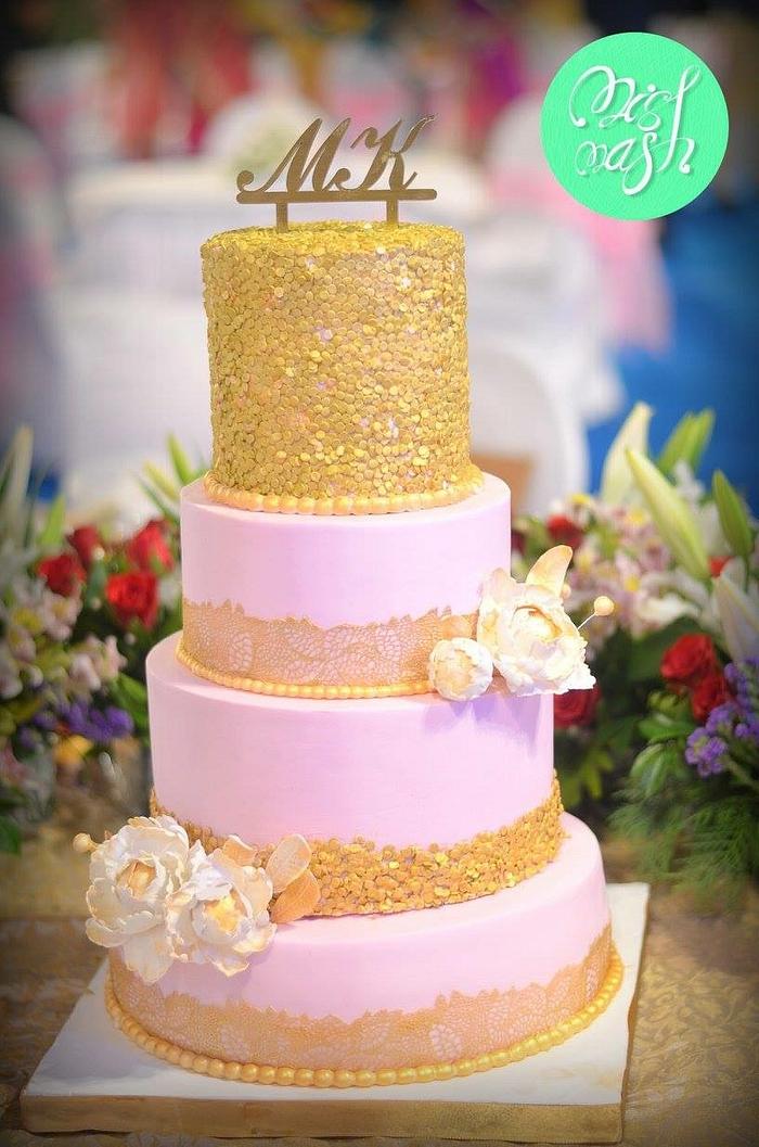 Simple wedding cake