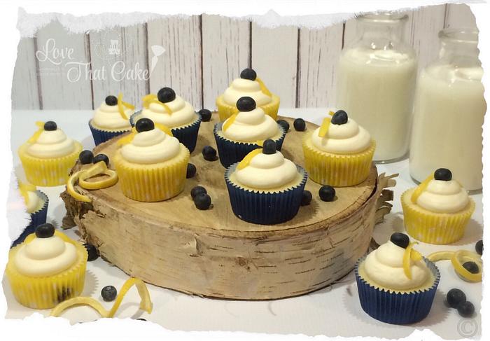 Lemon blueberry cupcakes