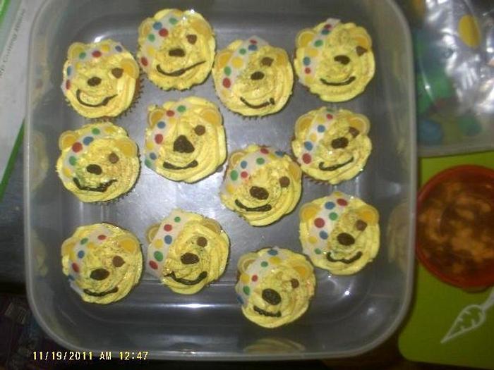 Pudsey cupcakes
