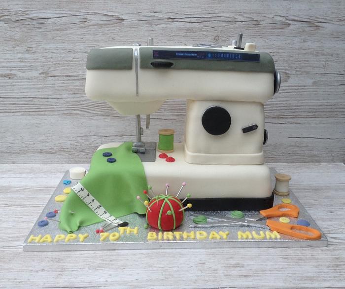 Sewing machine cake.