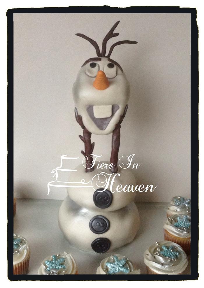 Olaf snowman Frozen cake