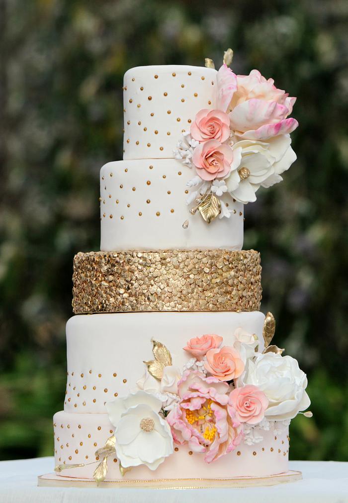 Peach and Gold themed Wedding Cake