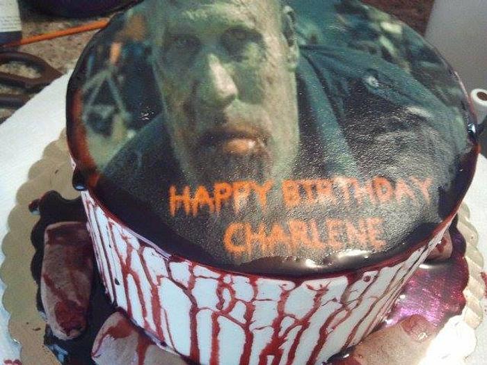 WALKING DEAD CAKE WITH SEVERED FINGERS