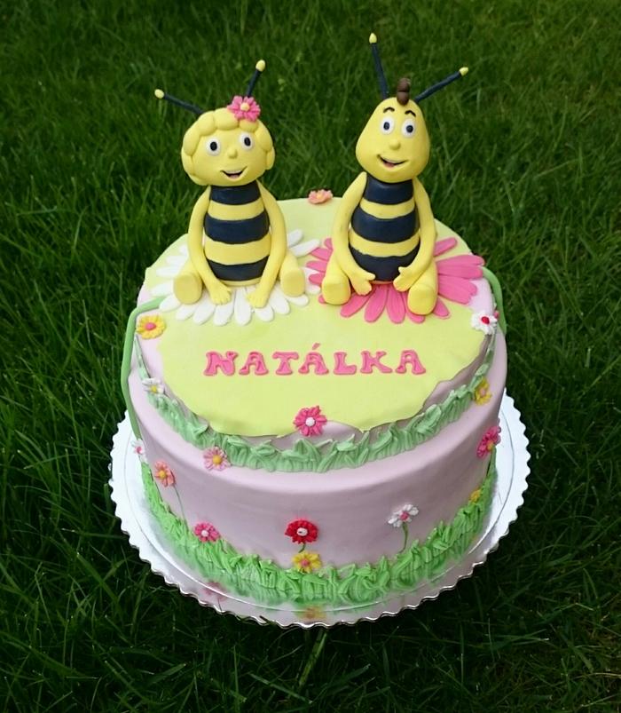 Maya the Bee cake