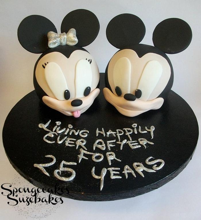 3D Mickey & Minnie 25 Year anniversary Cakes!