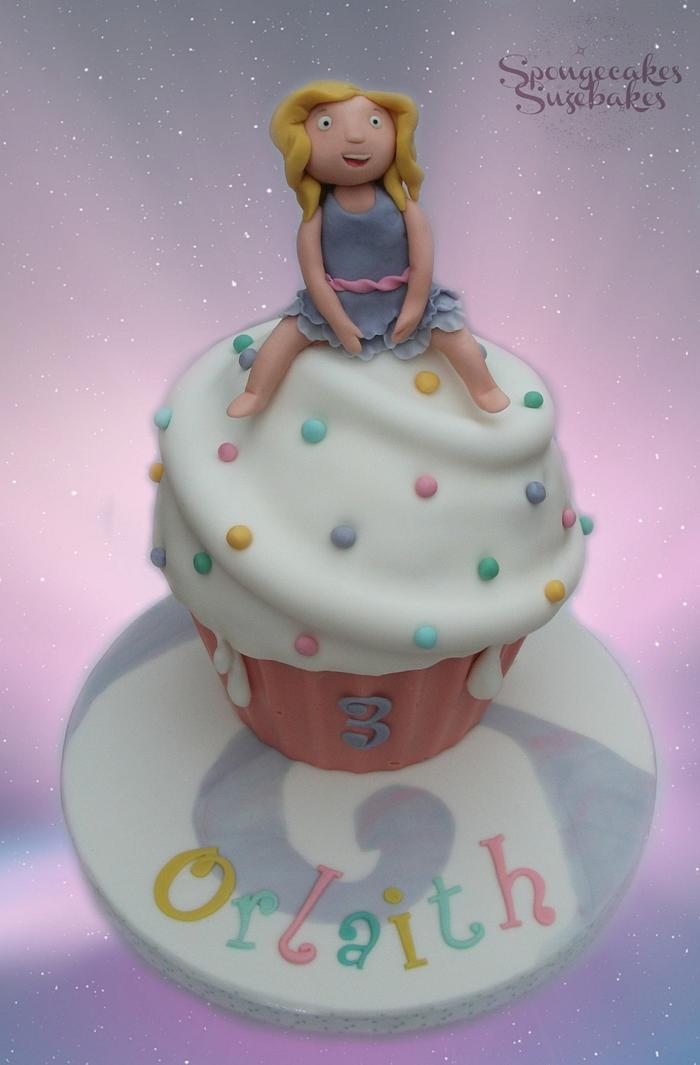 Cute Giant Cupcake