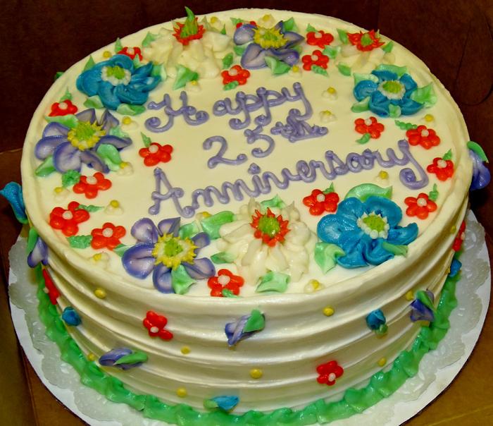 Buttercream side pattern floral cake