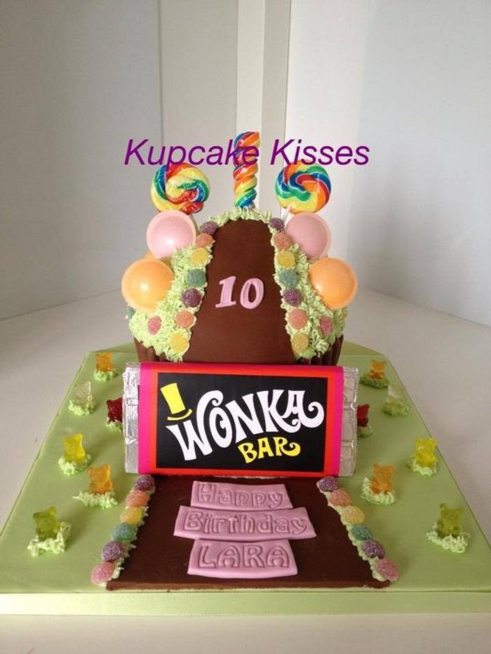Willy Wonka Giant Cupcake xoxo