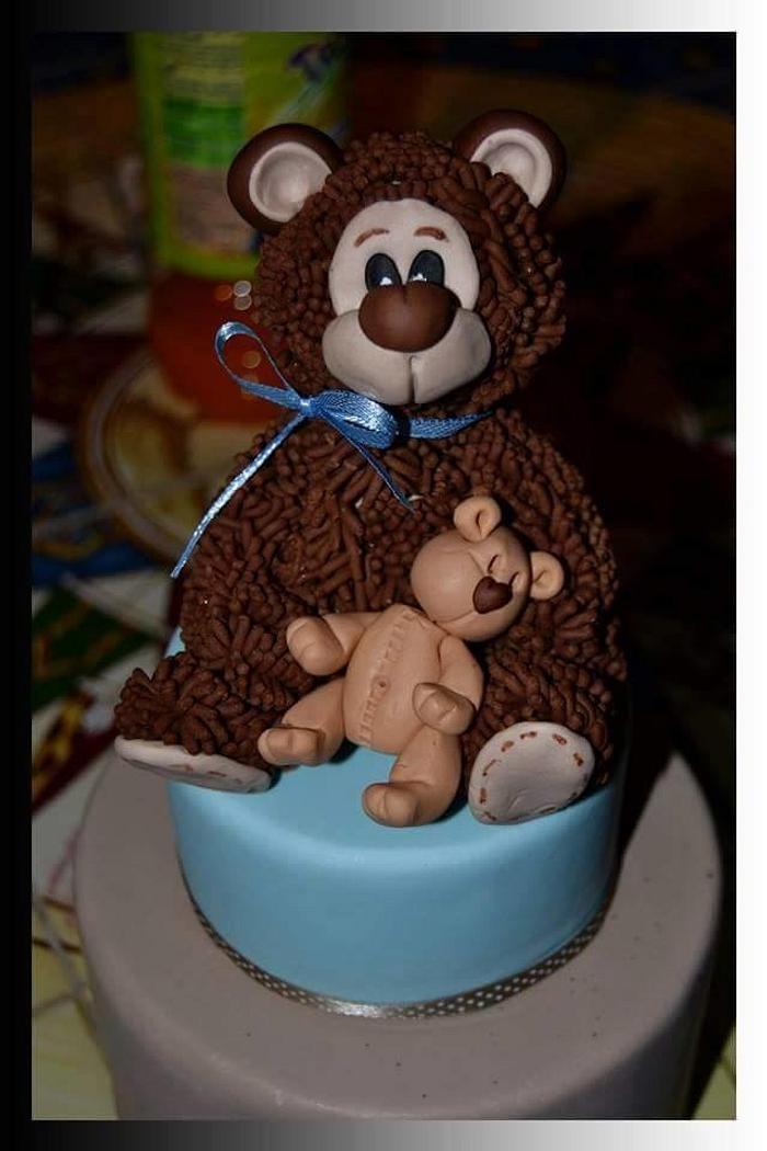 Bears cupcake cake and cookies