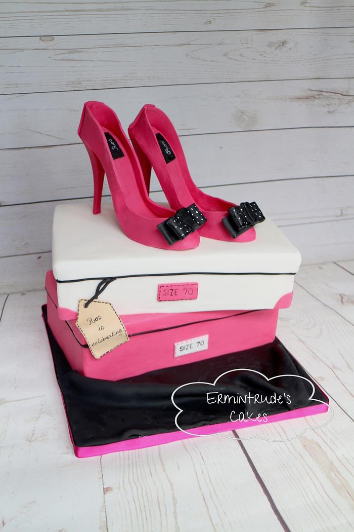 Stiletto and shoe box cake