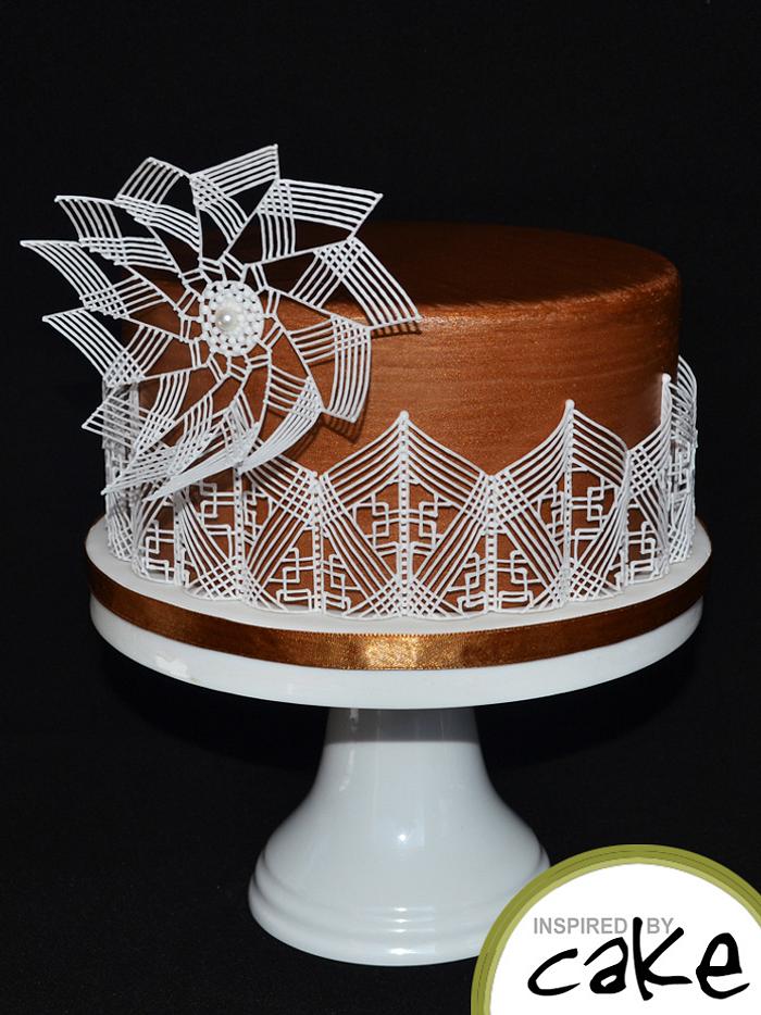 Modern Style Piping with Royal Icing