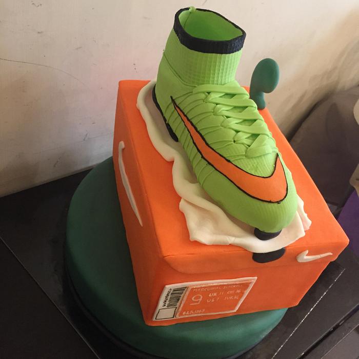 Soccer mercurial Superfly cake